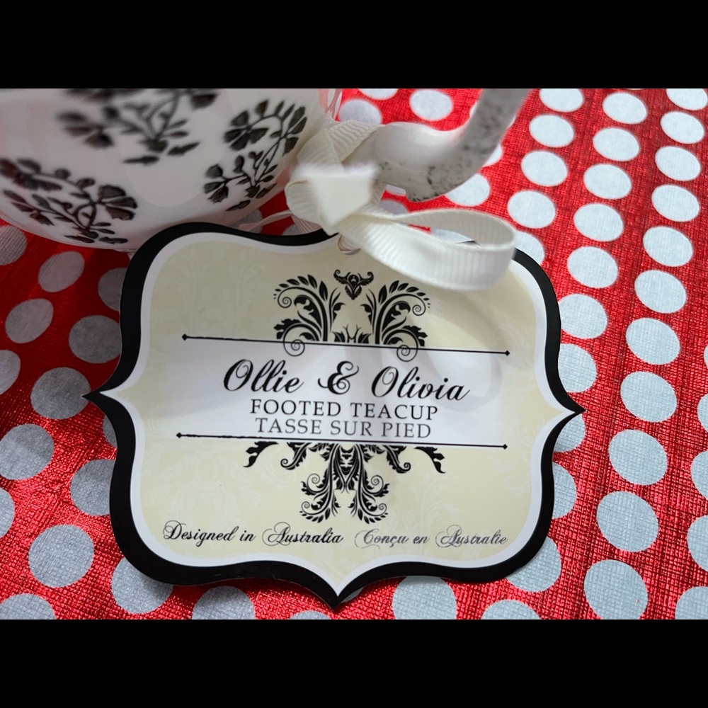 Ollie & Olivia Pair of Tea Cups Mugs - Picture 5 of 6